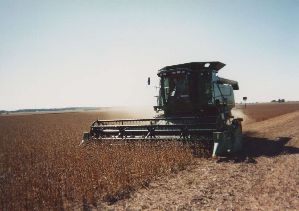 Farming Equipment, Feddersen, Margaret, history of Iowa, Motorized Vehicles, Farms, Iowa, DeWitt, IA, soybean, Iowa History, john deere, combine