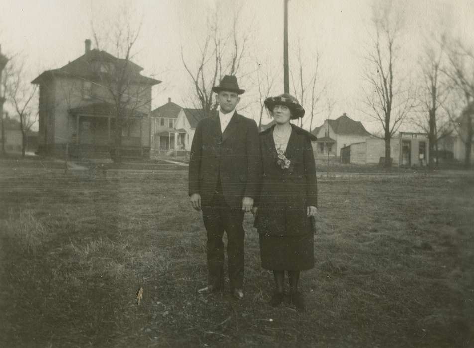 Portraits - Group, history of Iowa, Iowa, IA, Cities and Towns, LeQuatte, Sue, Iowa History