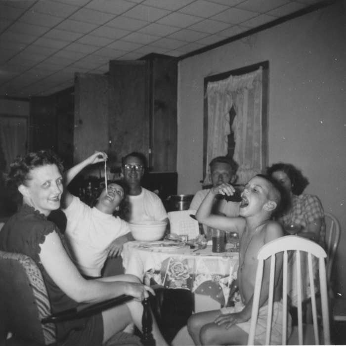 history of Iowa, kitchen, IA, Iowa History, Families, eating, Iowa, Elliott, Molly, Food and Meals, noodle