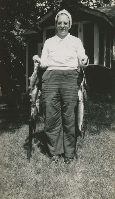 Elderkin, Don, Spring Lake, MN, fishing, fish, house, Iowa History, perch, glasses, Iowa, history of Iowa, Portraits - Individual, Animals, pike