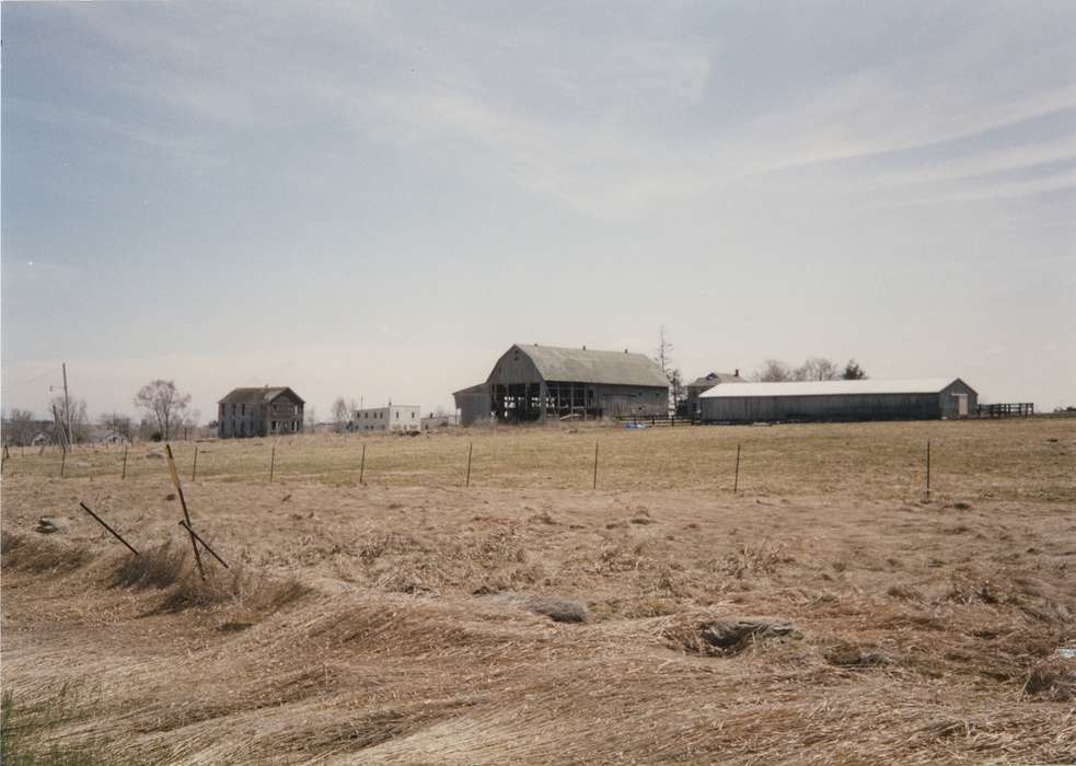 history of Iowa, Iowa History, old barn, Barns, Waverly, IA, prairie, Iowa, Landscapes, Homes, Waverly Public Library, Farms