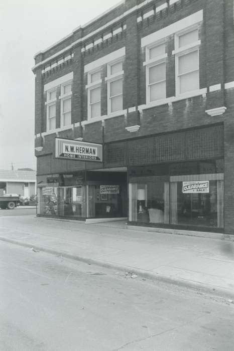 sidewalk, history of Iowa, brick building, Main Streets & Town Squares, furniture store, Iowa, Cities and Towns, Waverly Public Library, Businesses and Factories, Iowa History