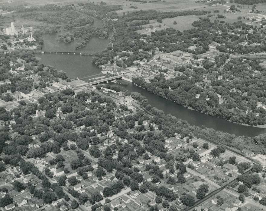 Waverly, IA, Aerial Shots, cedar river, history of Iowa, aerial shot, Main Streets & Town Squares, Iowa, Lakes, Rivers, and Streams, Cities and Towns, Waverly Public Library, Iowa History, town