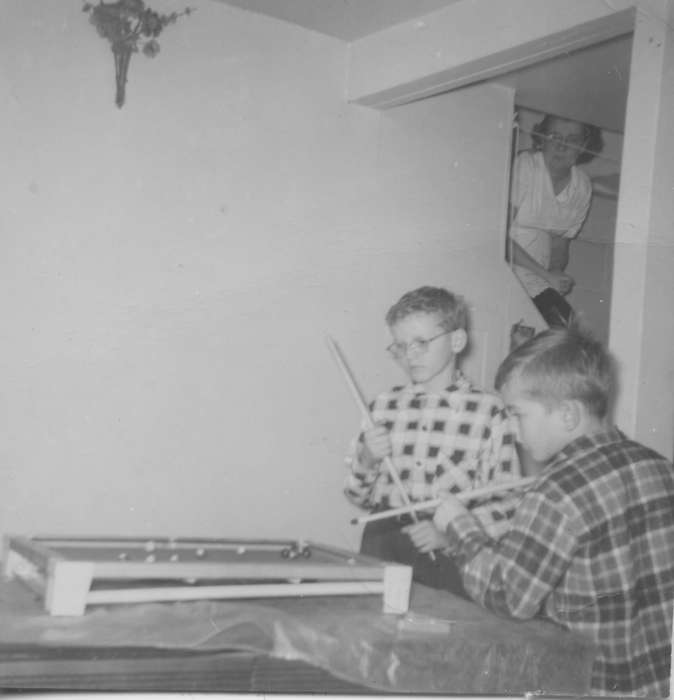 Bouck, Sharon, history of Iowa, Iowa History, game, Iowa, Waterloo, IA, Children, Leisure, pool