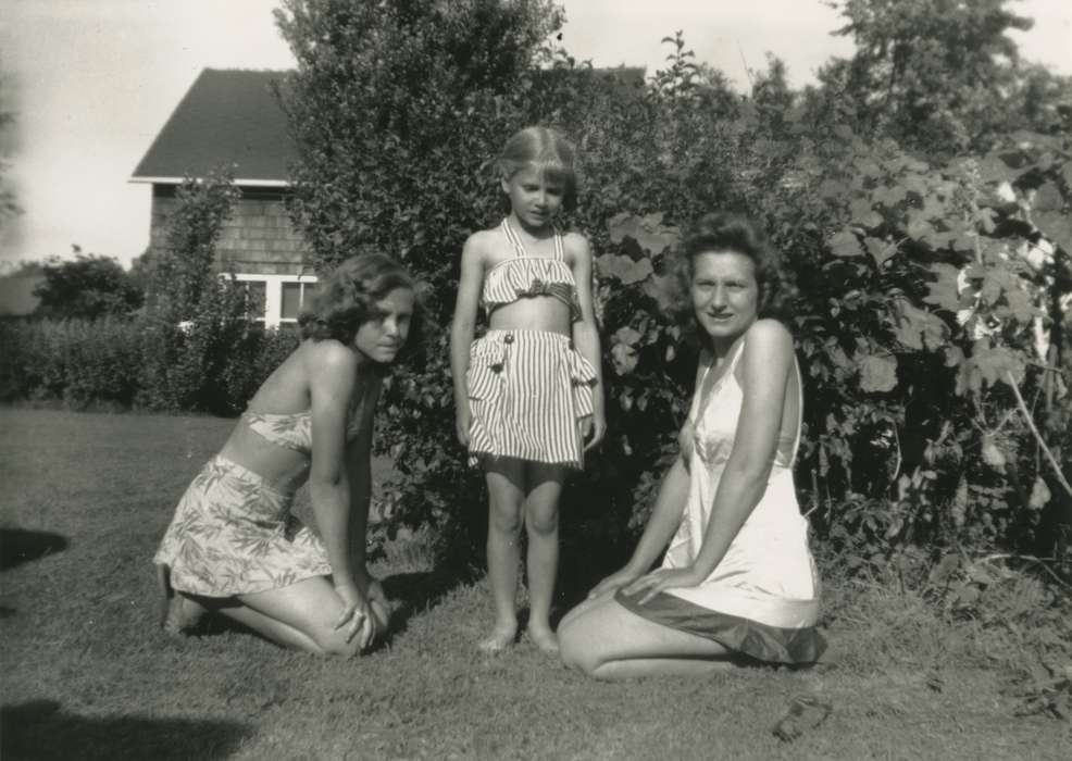 Portraits - Group, history of Iowa, Iowa History, IA, Dean, Shirley, swimming suit, Iowa, bathing suit, swimsuit