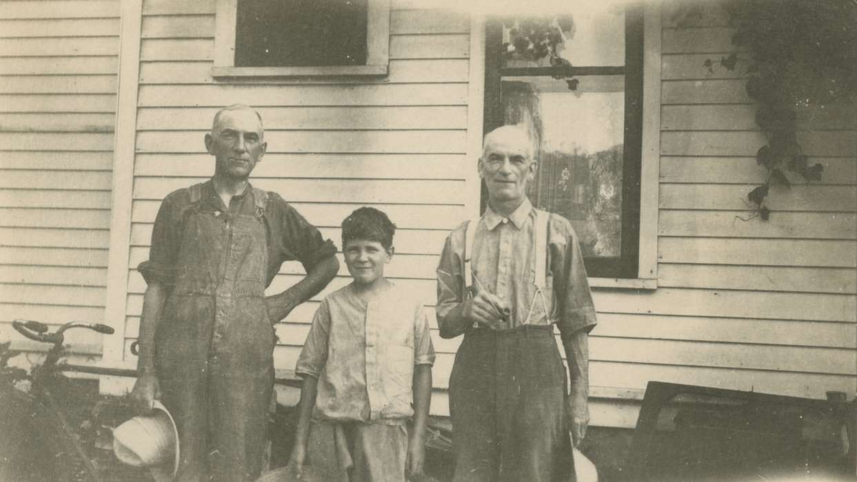 Cook, Mavis, Homes, history of Iowa, suspenders, hat, Charles City, IA, Iowa, Families, pike, Iowa History, Portraits - Group