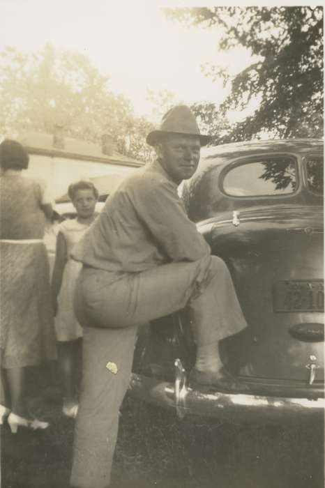 Waterloo, IA, history of Iowa, hat, Motorized Vehicles, Iowa, car, Portraits - Individual, Mountain, Carole, Iowa History, man