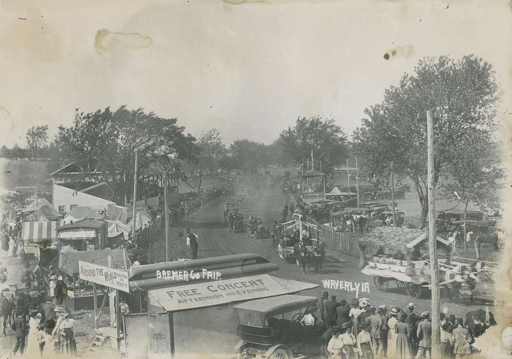 history of Iowa, Iowa History, county fair, Motorized Vehicles, Animals, photographer, car, fair, camera, Fairs and Festivals, Waverly, IA, Iowa, correct date needed, sign, horse, Waverly Public Library