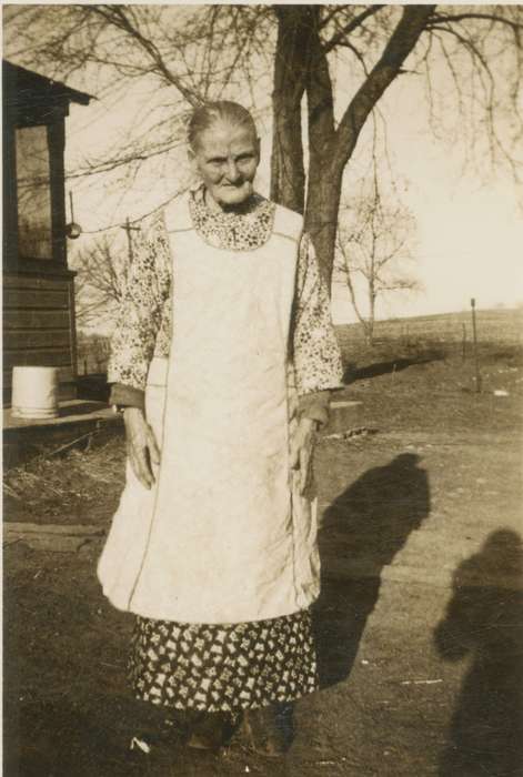 history of Iowa, Iowa, Salway, Evelyn, Hawleyville, IA, Iowa History, Portraits - Individual