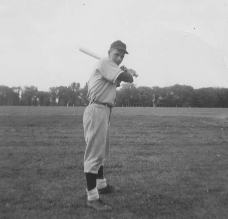 history of Iowa, bat, uniform, IA, Iowa History, Elliott, Molly, Iowa, baseball, Sports, baseball field, Schools and Education, Portraits - Individual