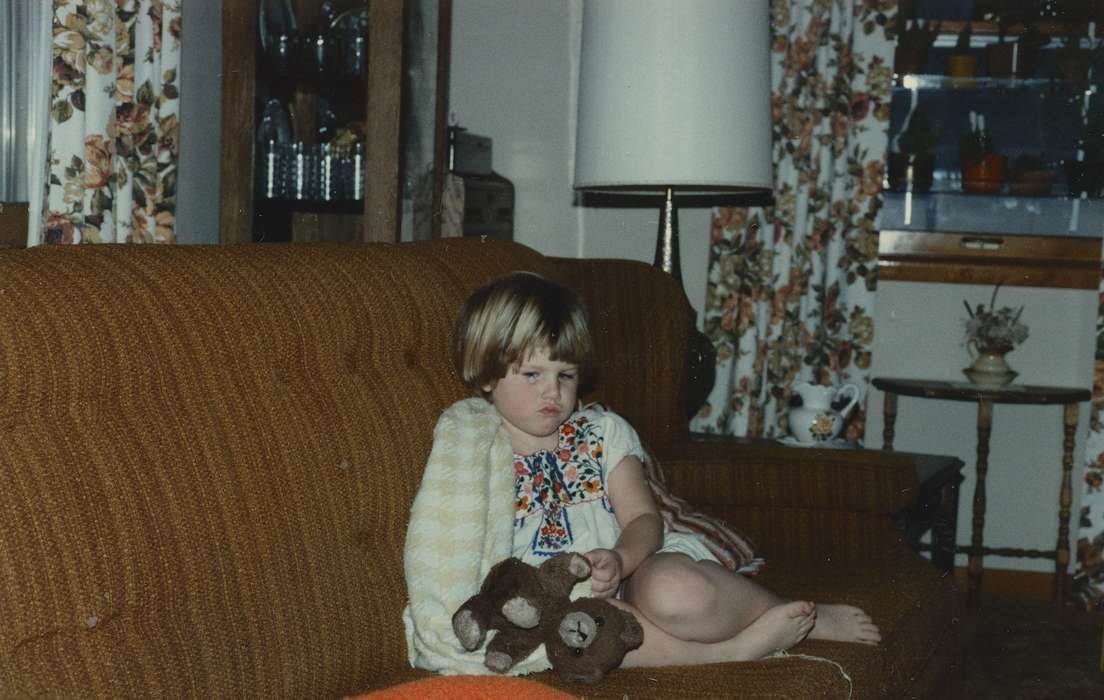 couch, curtain, lamp, teddy bear, Iowa, toy, East, Lindsey, Leisure, Children, living room, Homes, Reinbeck, IA, history of Iowa, blanket, Iowa History