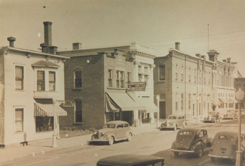 Main Streets & Town Squares, main street, history of Iowa, Iowa History, Motorized Vehicles, Businesses and Factories, business, vehicles, Iowa, Cities and Towns, Waverly Public Library