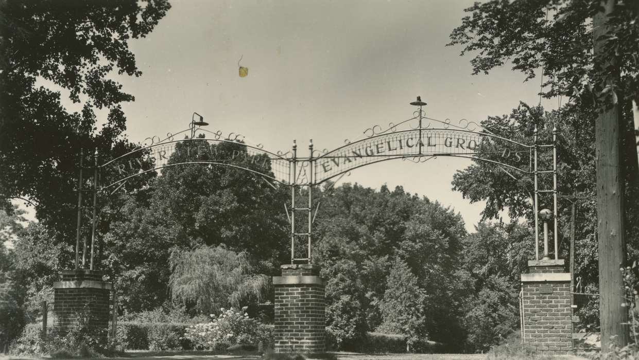 Iowa History, Iowa, gate, history of Iowa, Cook, Mavis, Religion, Cedar Falls, IA, Landscapes