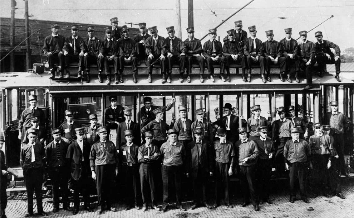 Portraits - Group, history of Iowa, Iowa History, Ottumwa, IA, Businesses and Factories, trolley, Iowa, Lemberger, LeAnn, driver, Labor and Occupations