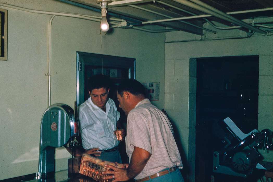 men, Campopiano Von Klimo, Melinda, history of Iowa, Iowa History, meat, Businesses and Factories, Iowa, meat slicer, saw, correct date needed, band saw, Des Moines, IA