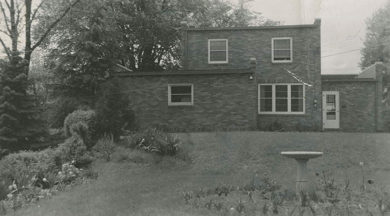 bird bath, Iowa, Fink-Bowman, Janna, West Union, IA, Homes, house, history of Iowa, Iowa History