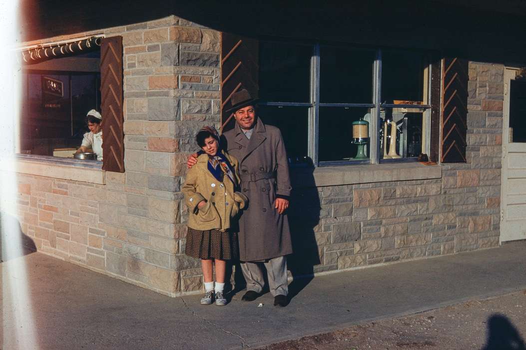 Businesses and Factories, Portraits - Group, Iowa History, Iowa, window, Des Moines, IA, Campopiano Von Klimo, Melinda, coat, Children, history of Iowa