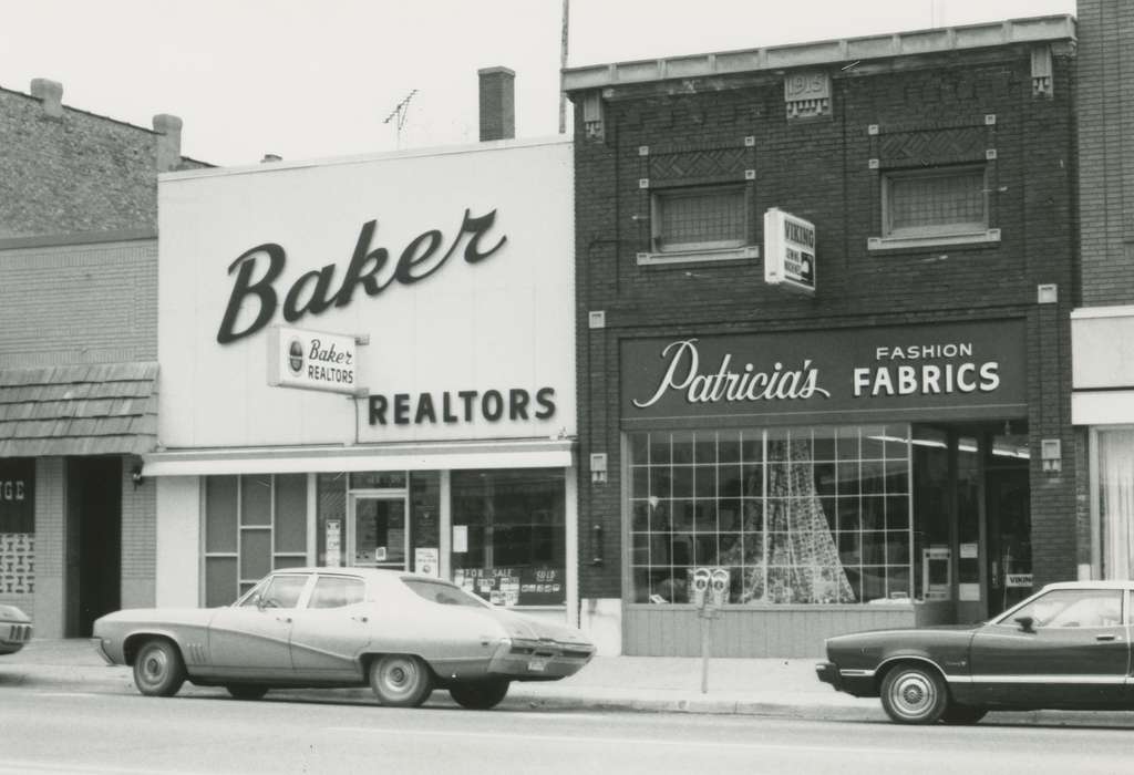 office, skylark, history of Iowa, buick, Main Streets & Town Squares, fabric store, Iowa, Cities and Towns, car, main street, Businesses and Factories, Waverly Public Library, Iowa History