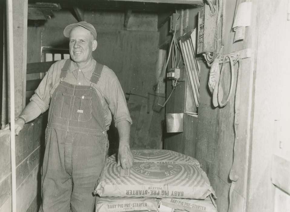 Vauthier, Elizabeth, Iowa History, Grundy County, IA, overalls, feed, Farms, history of Iowa, Iowa, Labor and Occupations, hat, farmer