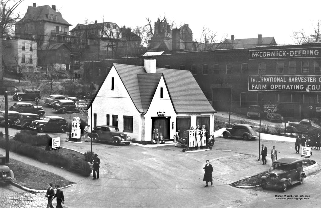 Businesses and Factories, car, Cities and Towns, Iowa History, Iowa, Motorized Vehicles, Lemberger, LeAnn, gas station, Ottumwa, IA, Main Streets & Town Squares, history of Iowa