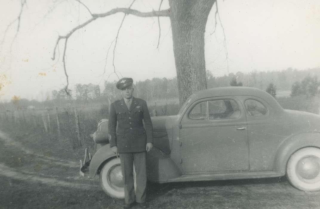 Military and Veterans, history of Iowa, uniform, military, Iowa History, Motorized Vehicles, coupe, car, army, Spilman, Jessie Cudworth, Iowa, white wall tire, USA, hubcap, Portraits - Individual