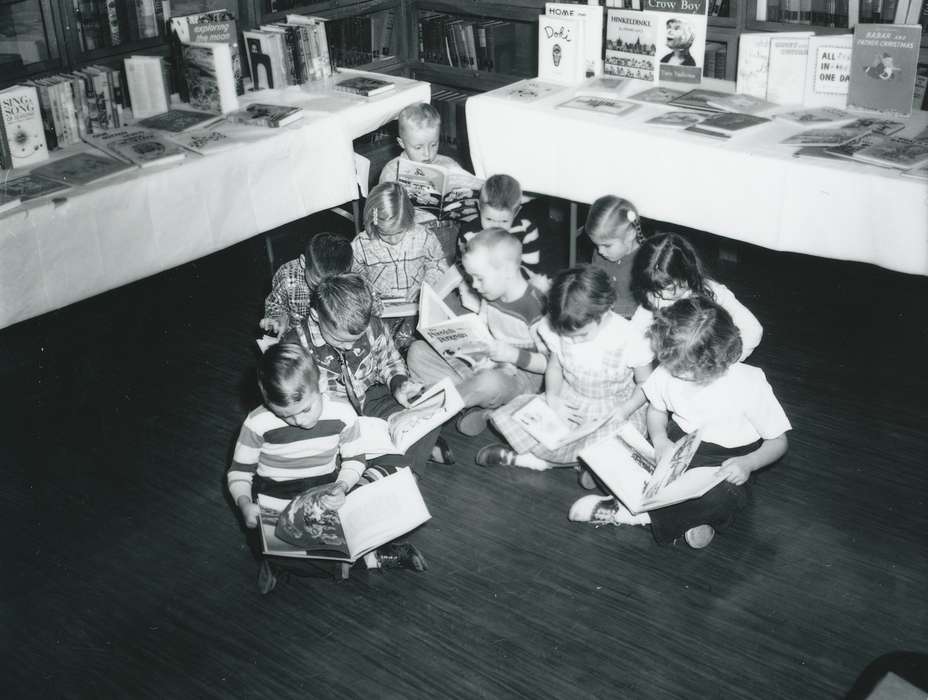 Waverly Public Library, history of Iowa, Iowa History, children, books, library, Iowa, Children, Schools and Education, elementary school, reading