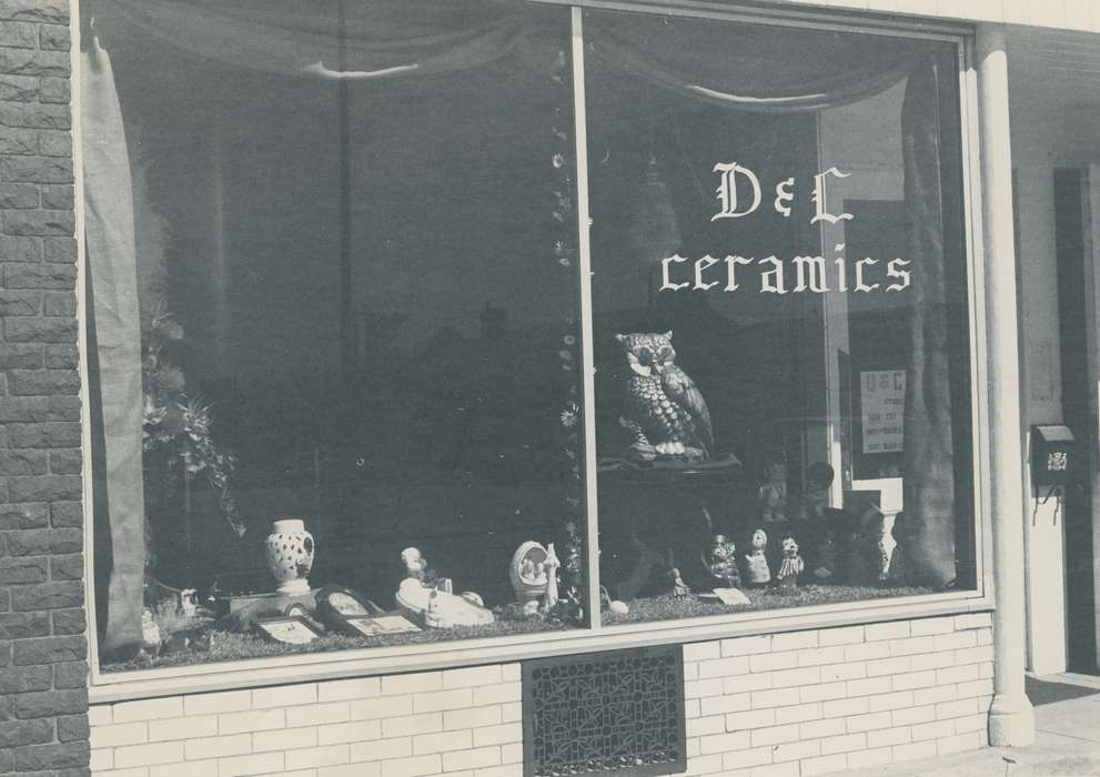 Main Streets & Town Squares, history of Iowa, Iowa History, storefront, Businesses and Factories, Iowa, ceramics, Cities and Towns, correct date needed, Waverly Public Library