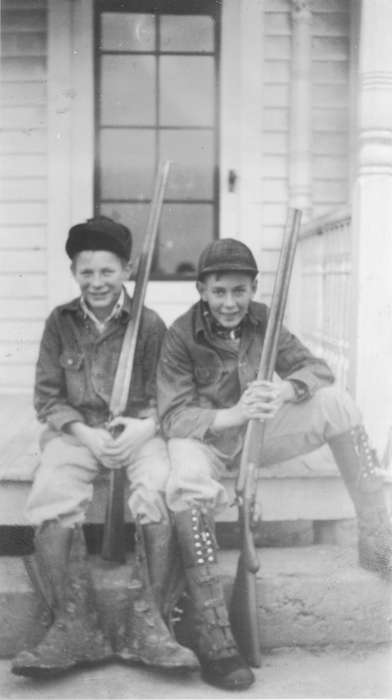 Outdoor Recreation, Portraits - Group, IA, Iowa, firearm, shotgun, Children, Schrodt, Evelyn, history of Iowa, Iowa History