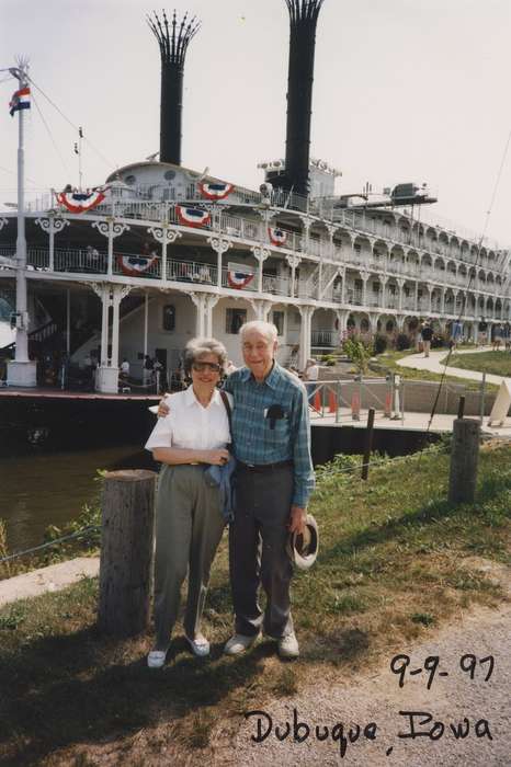 Portraits - Group, Valenti, Providence, Iowa, Leisure, boat, Dubuque, IA, history of Iowa, Iowa History