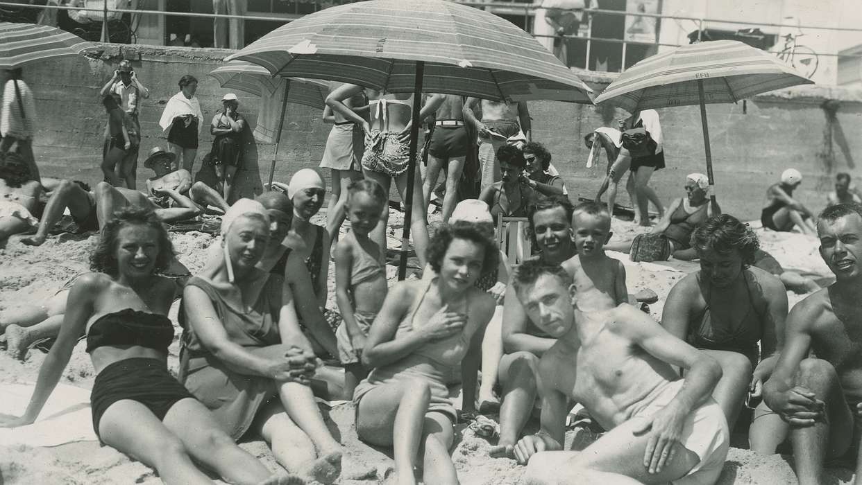 Portraits - Group, Travel, Iowa, swimming suit, McMurray, Doug, bathing suit, Families, Leisure, Children, sand, swimsuit, umbrella, swimming cap, history of Iowa, beach, Ocean Grove, NJ, Iowa History