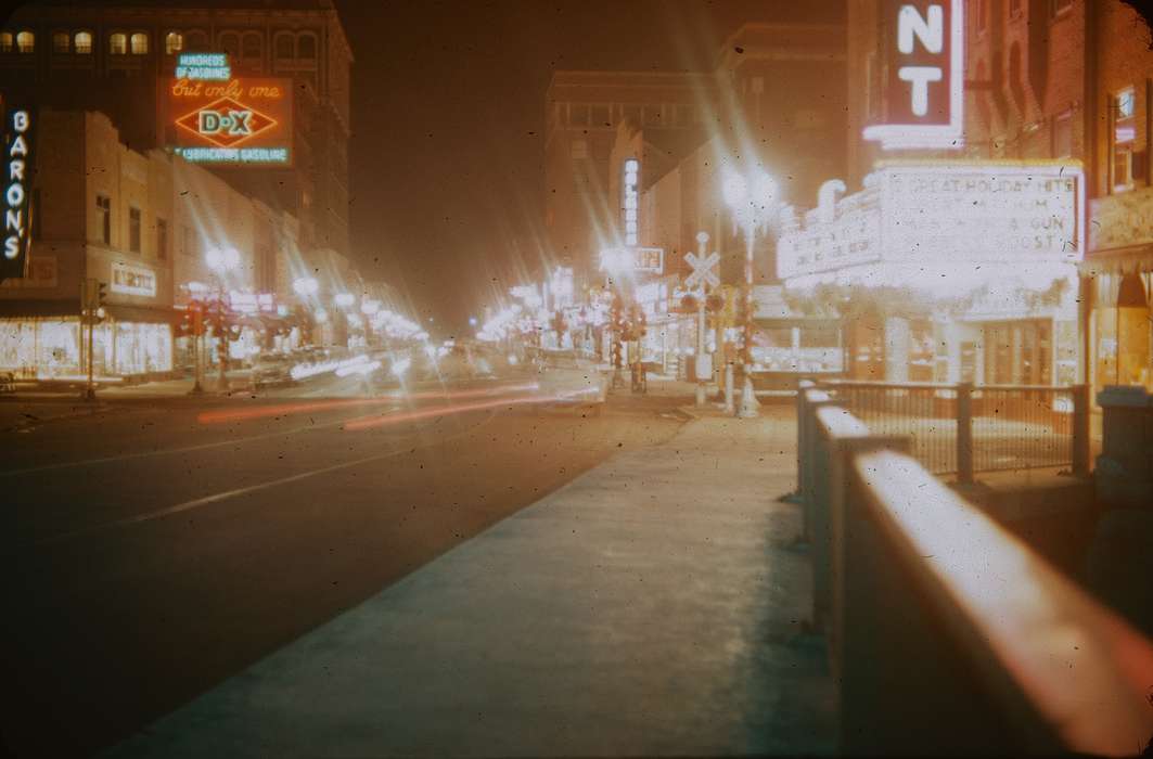 Waterloo, IA, history of Iowa, Iowa, night, Cities and Towns, sign, advertisement, Sack, Renata, Iowa History, neon