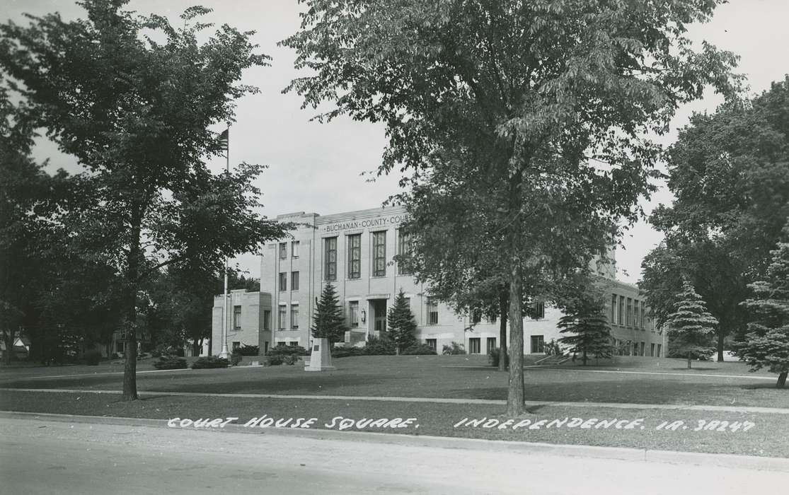 Main Streets & Town Squares, history of Iowa, Iowa History, courthouse, Independence, IA, Iowa, Cities and Towns, Palczewski, Catherine