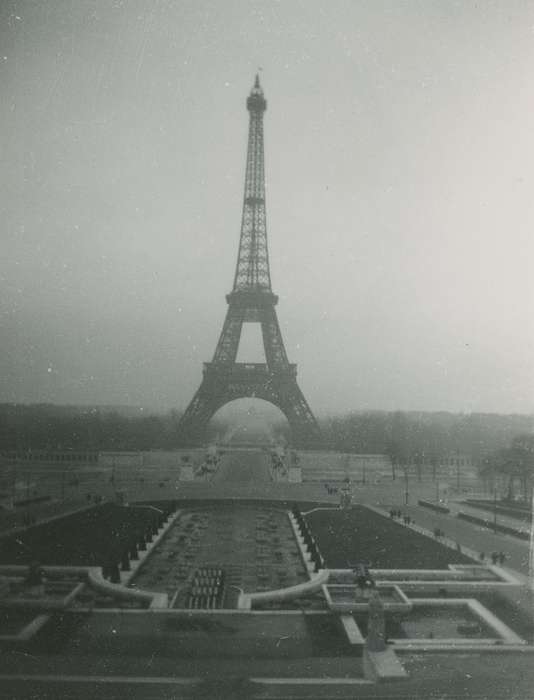 Travel, tower, eiffel tower, history of Iowa, Campopiano Von Klimo, Melinda, Paris, wwii, Iowa, Iowa History, world war ii