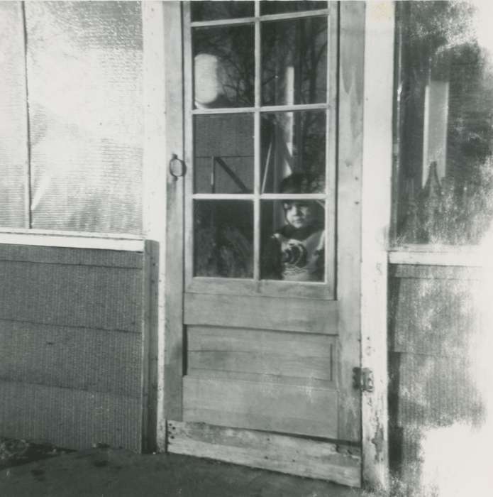 history of Iowa, Iowa History, window, Villisca, IA, Iowa, Salway, Evelyn, Children, Portraits - Individual