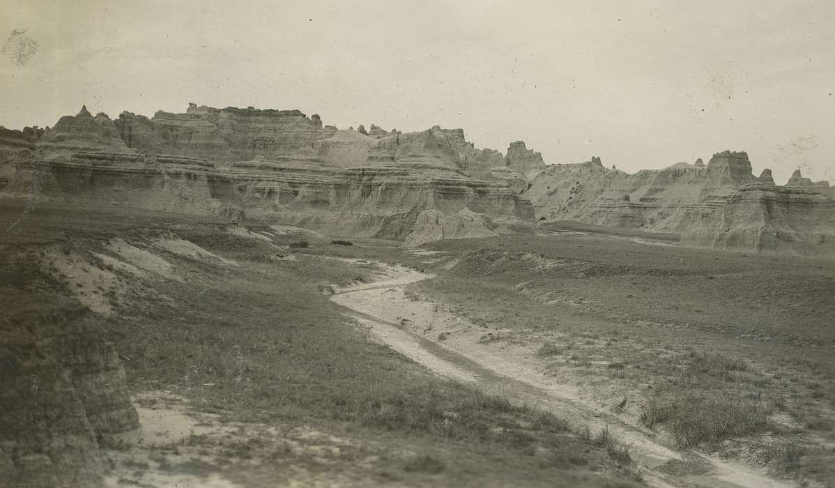 Travel, SD, history of Iowa, mountain, McMurray, Doug, Iowa, Iowa History, Landscapes