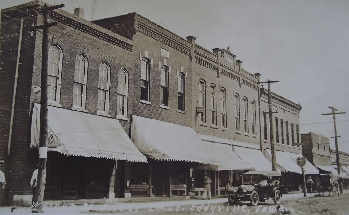 awning, history of Iowa, Lemberger, LeAnn, Eddyville, IA, Motorized Vehicles, Main Streets & Town Squares, Iowa, Cities and Towns, car, Iowa History