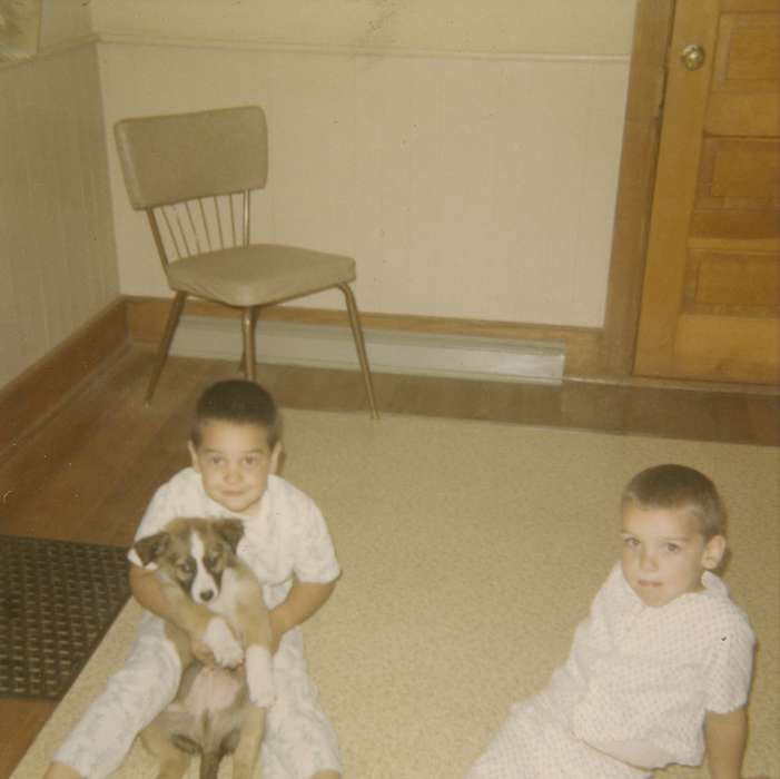Portraits - Group, Meyers, Peggy, history of Iowa, Iowa History, Families, Animals, West Liberty, IA, Iowa, Children, dog