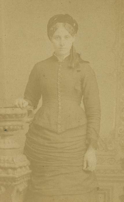 carte de visite, correct date needed, Iowa, woman, hat, Olsson, Ann and Jons, painted backdrop, Dubuque, IA, history of Iowa, Iowa History