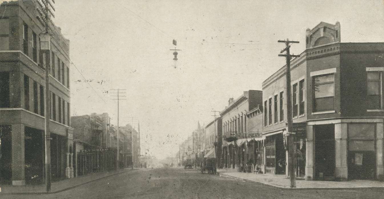 history of Iowa, Iowa History, Businesses and Factories, horse carriage, postcard, Iowa, Cities and Towns, Shaulis, Gary