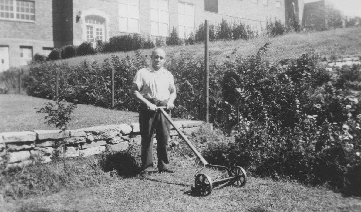 lawn mower, Portraits - Individual, Iowa, Busse, Victor, Iowa History, history of Iowa, Burlington, IA