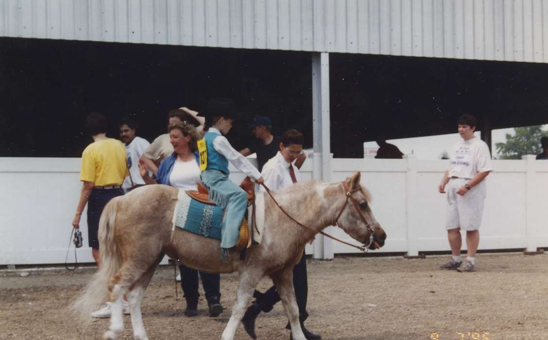 history of Iowa, Iowa History, Animals, cowboy hat, rodeo, Iowa, Sports, horse, Children, East, Lindsey, Des Moines, IA