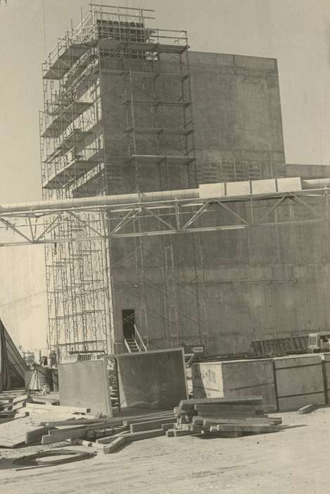 construction, history of Iowa, Businesses and Factories, Waverly, IA, Waverly Public Library, Iowa, scaffolding, business, brick building, Iowa History