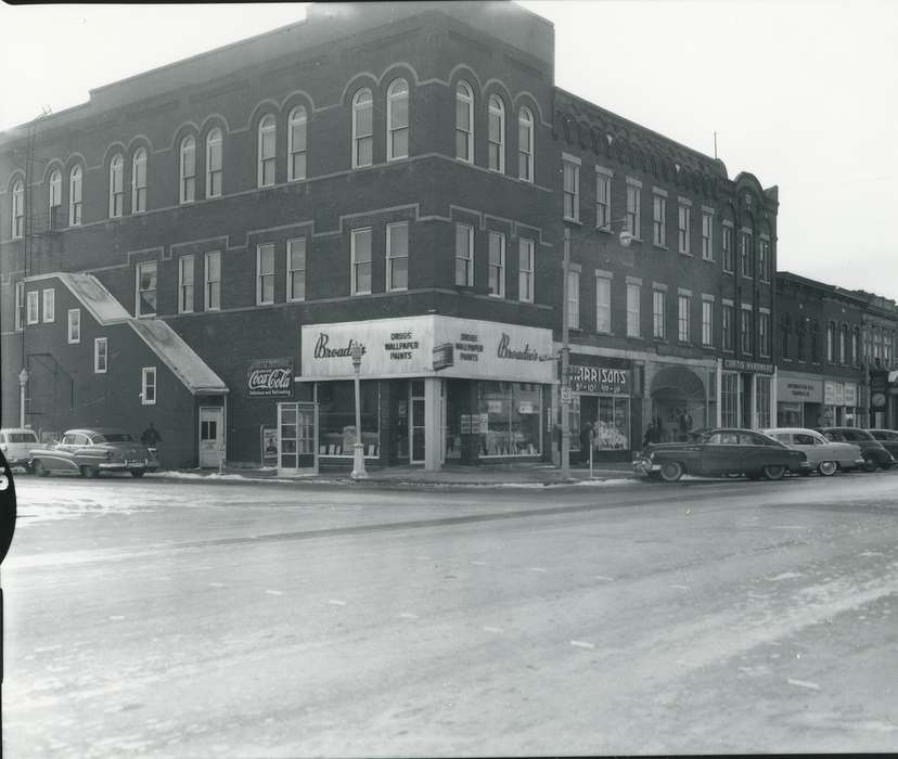 history of Iowa, window, Businesses and Factories, Waverly Public Library, Main Streets & Town Squares, Iowa, car, Motorized Vehicles, lamppost, cocacola, Iowa History, corner, phone booth, Cities and Towns