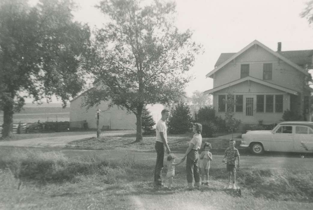 car, Children, Iowa History, Iowa, Motorized Vehicles, Lyon, Howard, Families, Orange City, IA, house, Homes, Leisure, history of Iowa