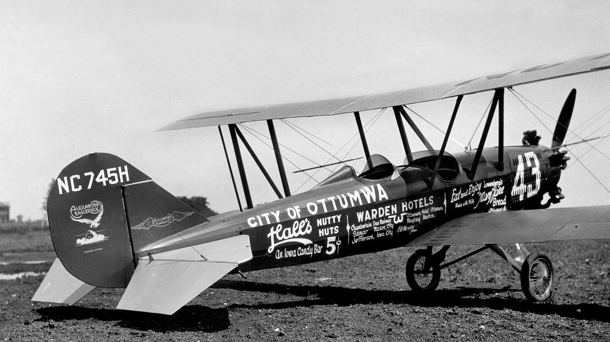 Iowa, Iowa History, airplane, advertisement, Entertainment, Lemberger, LeAnn, Ottumwa, IA, history of Iowa, Motorized Vehicles, airport, plane