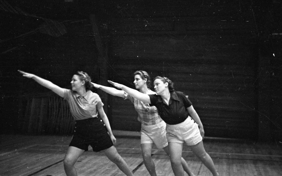 gymnasium, Portraits - Group, Iowa History, Iowa, Schools and Education, university of northern iowa, iowa state teachers college, uni, UNI Special Collections & University Archives, shorts, Cedar Falls, IA, history of Iowa