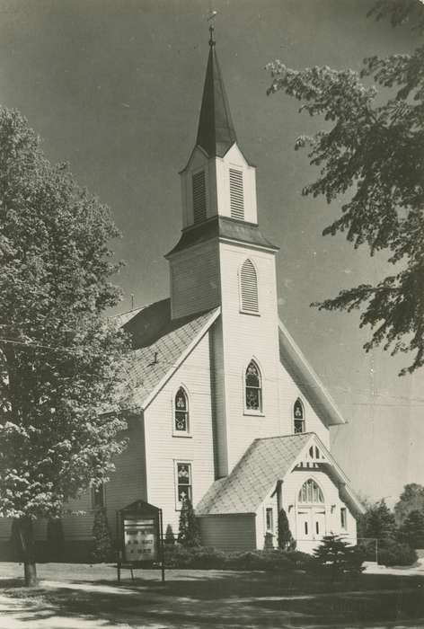 Monona, IA, history of Iowa, Religious Structures, Iowa, Iowa History, Palczewski, Catherine, church