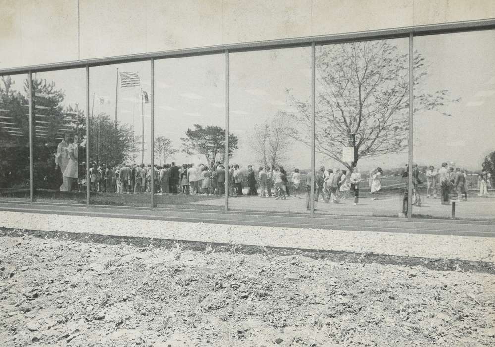 history of Iowa, reflection, Businesses and Factories, Waverly, IA, Waverly Public Library, Iowa, Civic Engagement, crowd, office, Iowa History