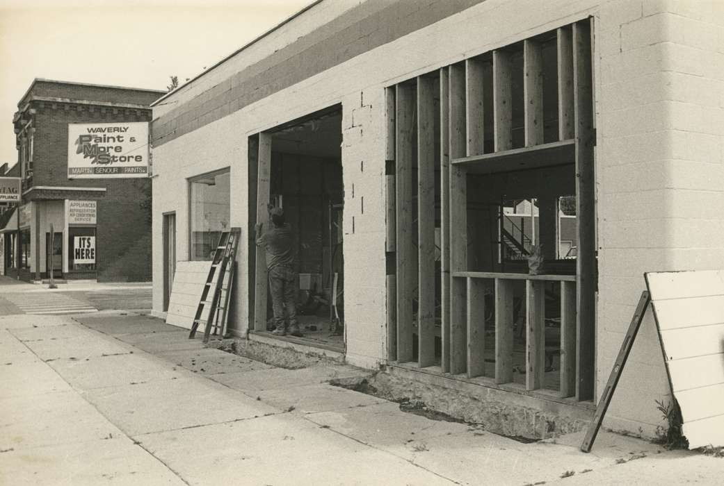 Main Streets & Town Squares, history of Iowa, Portraits - Individual, Iowa History, Businesses and Factories, brick building, sidewalk, construction worker, Iowa, Cities and Towns, construction, Waverly Public Library, Labor and Occupations