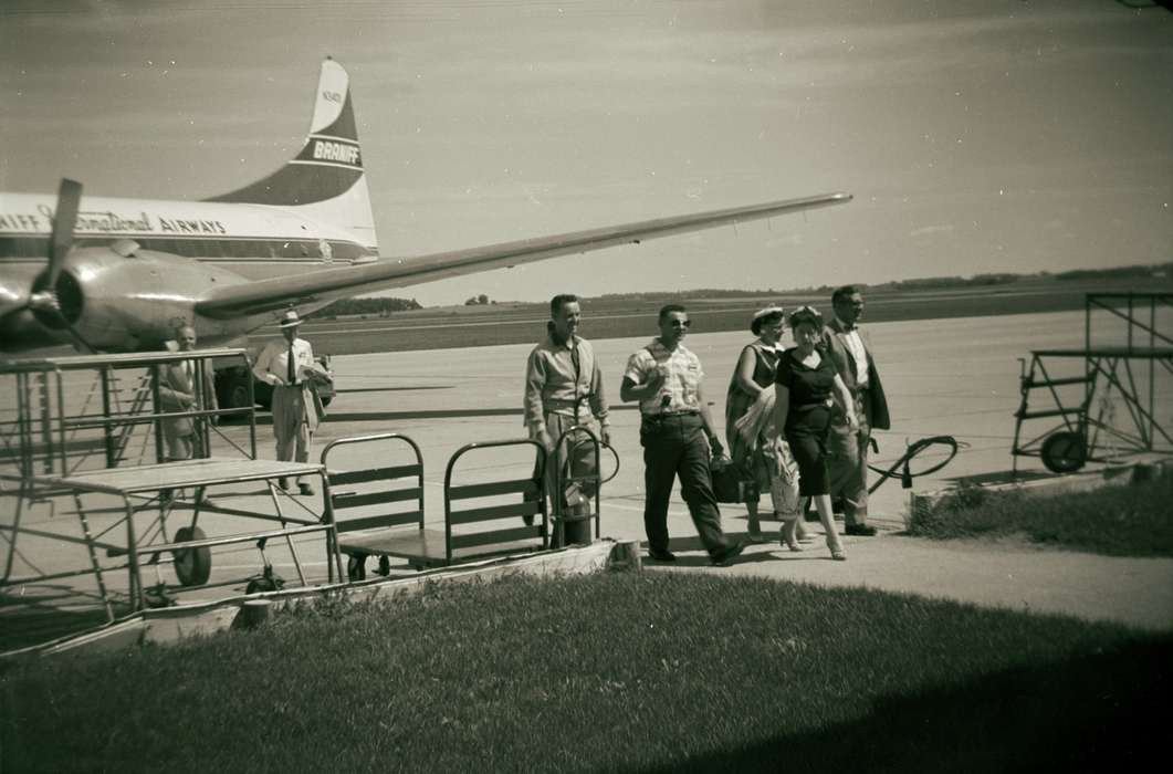 Businesses and Factories, airport, Waterloo, IA, Iowa History, Iowa, Motorized Vehicles, airplane, Travel, history of Iowa, DeGroot, Kathleen